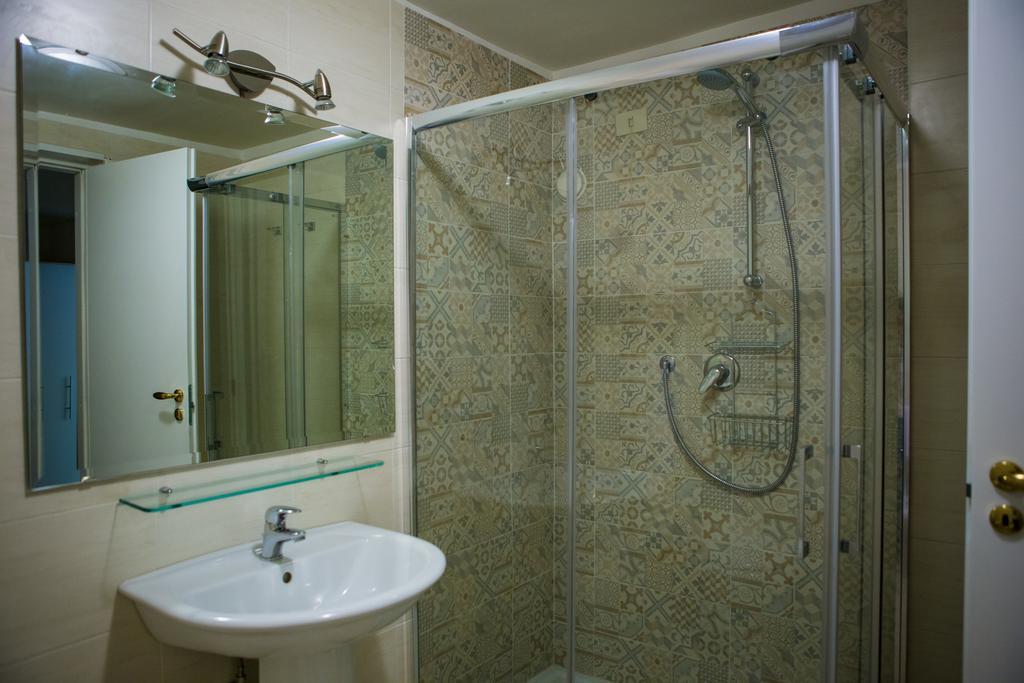 B&B Palazzo Ruffo Di Bagnara Неаполь Екстер'єр фото